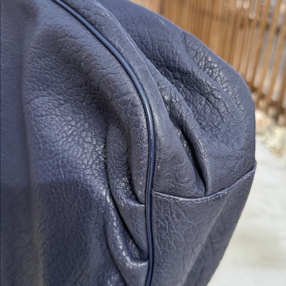 Fendi Navy Gold Mia large textured Leather Women's Bag - Picture 8 of 16